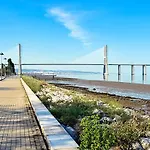 Un De Reve En Plein Coeur Du Pont Vasco De Gamma * Lisboa