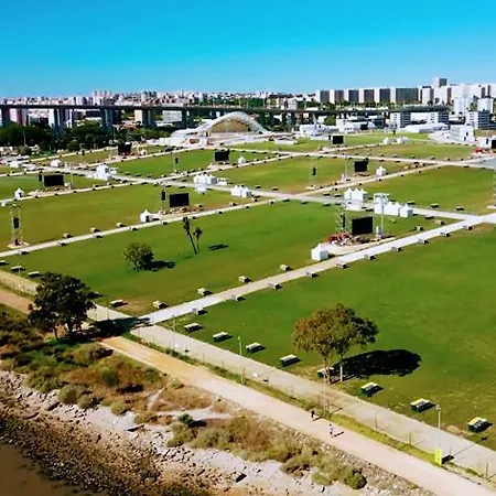 Un De Reve En Plein Coeur Du Pont Vasco De Gamma