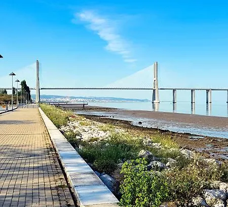 Un De Reve En Plein Coeur Du Pont Vasco De Gamma * リスボン