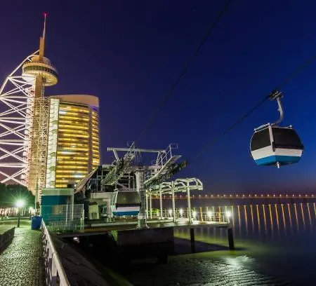 Un De Reve En Plein Coeur Du Pont Vasco De Gamma * Lisbon